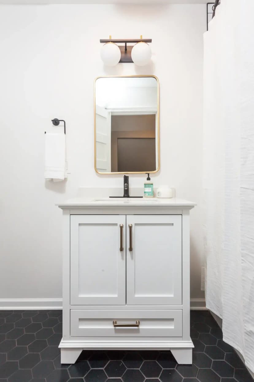 Lincoln Park - Image 10