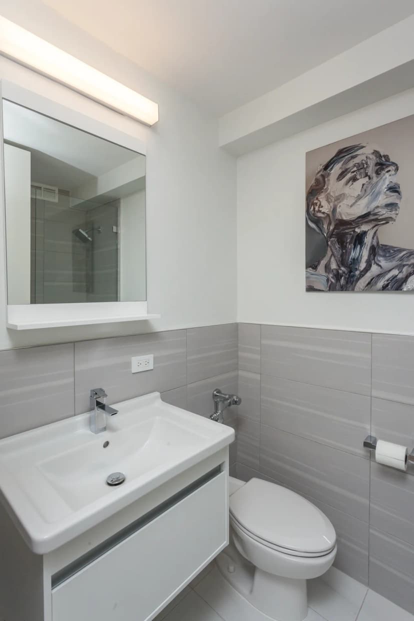 Lakeview - Image 2